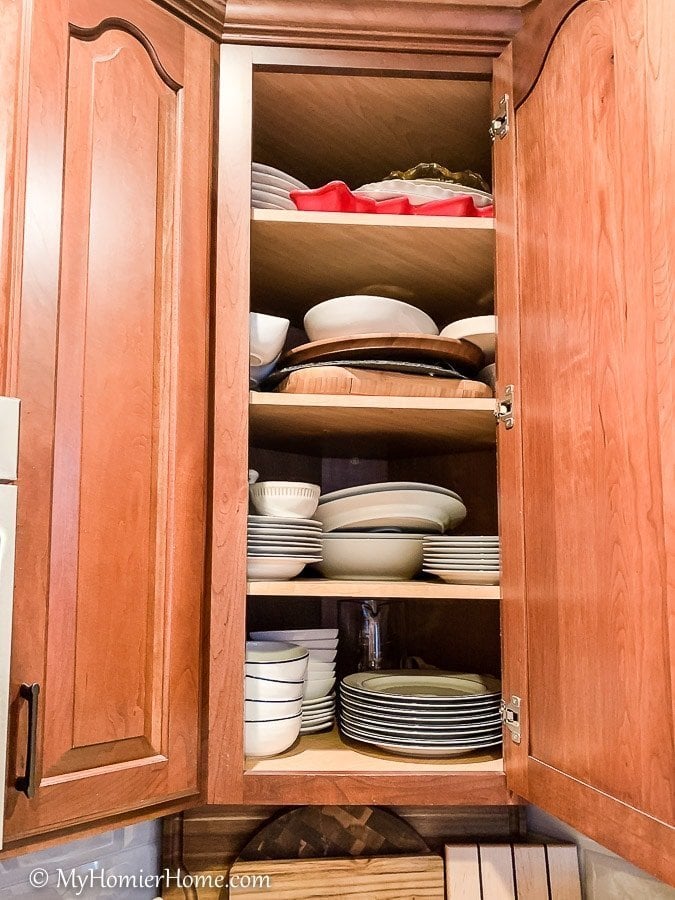 How to Organize Kitchen Cabinets-24 How to organize your kitchen cabinets using clear and simple strategies to tackle kitchen cabinet dysfunction without losing your mind.