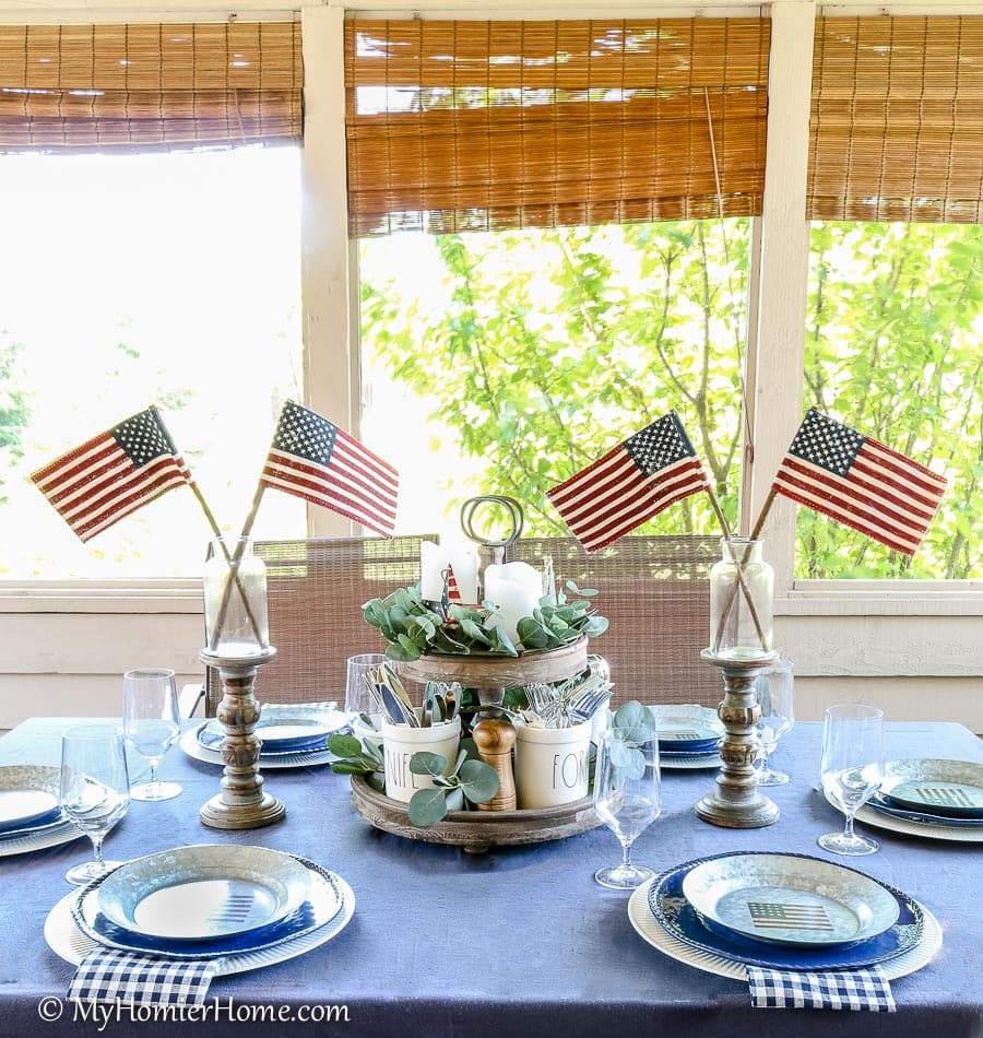 July 4th Tablescape We love celebrating America, so if you are hosting a party or want some red, white, and blue vibes, check out my patriotic outdoor table decor!