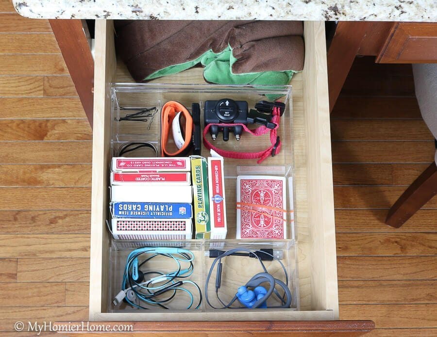 Kitchen Desk Organization-5 Working with a messy kitchen desk? These tips for kitchen desk organization will get from clutter to chaos-free organization for the quick win!