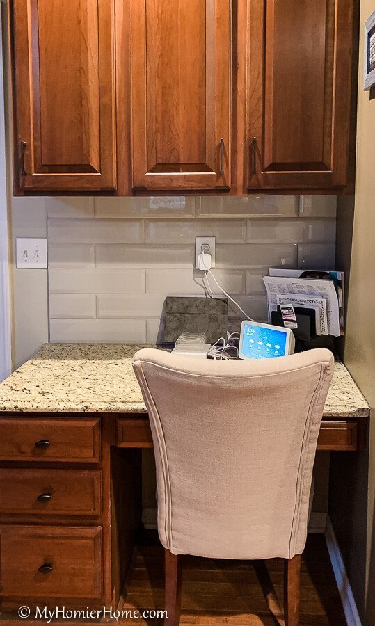 Kitchen Desk Organization - Before Working with a messy kitchen desk? These tips for kitchen desk organization will get from clutter to chaos-free organization for the quick win!