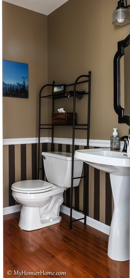 This small bathroom is in need of a serious makeover. $100 room challenge here I come! See how I transform this dated 90s bathroom into a modern beauty.