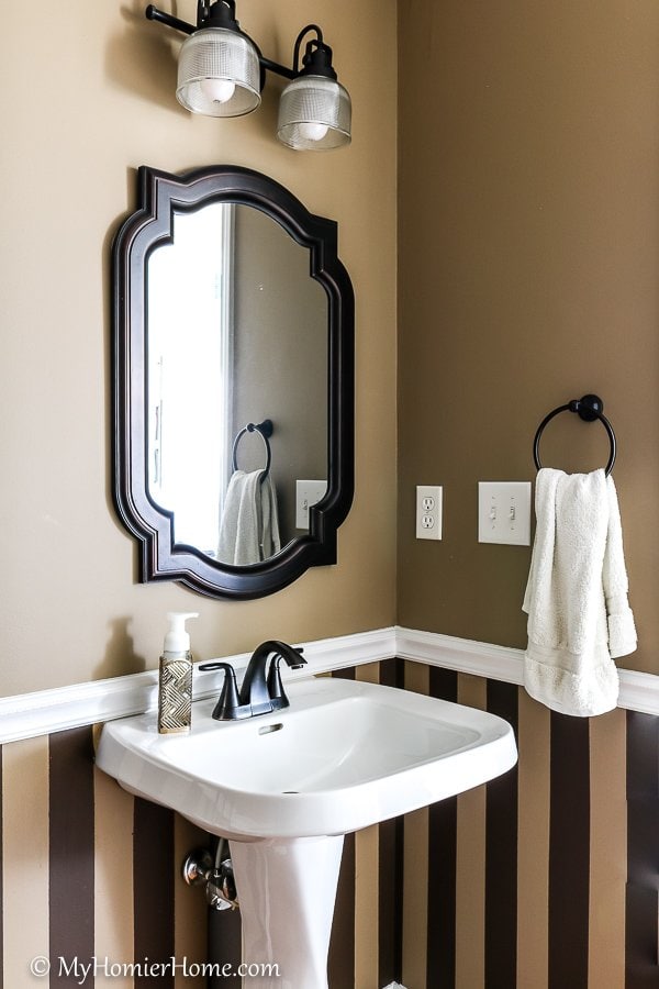 This small bathroom is in need of a serious makeover. $100 room challenge here I come! See how I transform this dated 90s bathroom into a modern beauty.