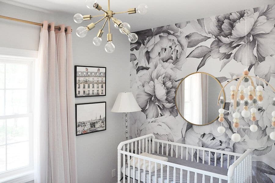 foxyoxie.com - pink and floral nursery How adorable is this baby girl's nursery from foxyoxie.com?